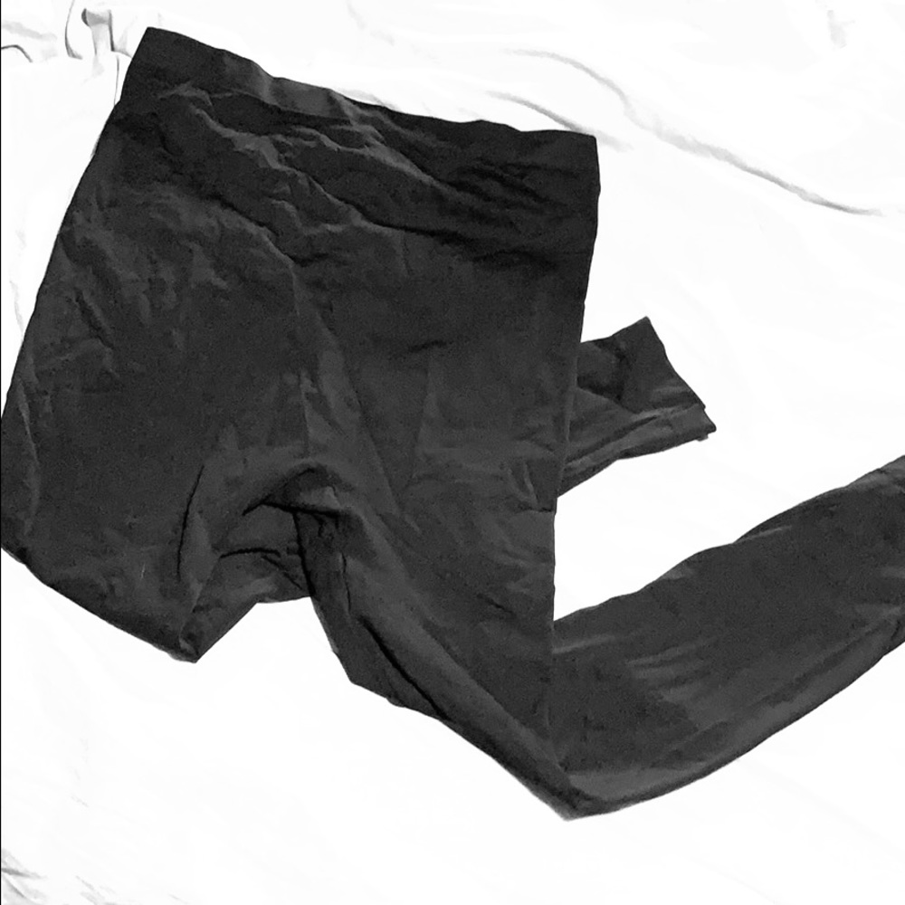 XL black a:glow maternity leggings (Kohl’s)